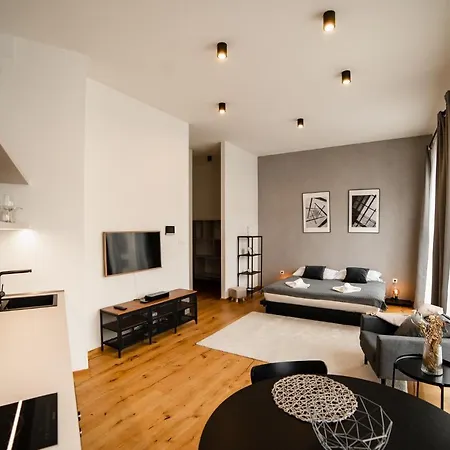 Piano - Licity شقة *