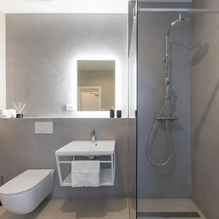 Piano - Licity شقة *