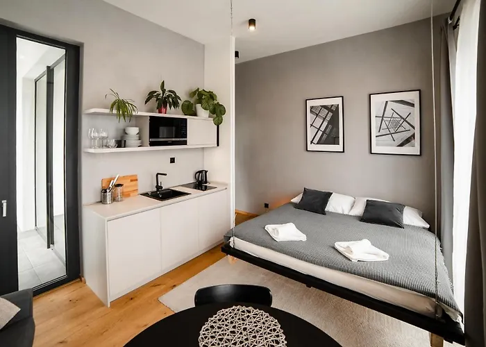 Piano - Licity * Žilina