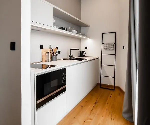 Piano - Licity Lejlighed Žilina